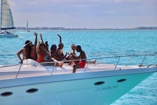 Private 50FT Yacht Rental in Cancún P8 - Cruising across Cancun’s Caribbean waters