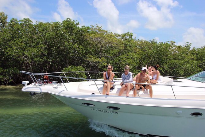 Private 50FT Yacht Rental in Cancún P8 - Understanding the real cost