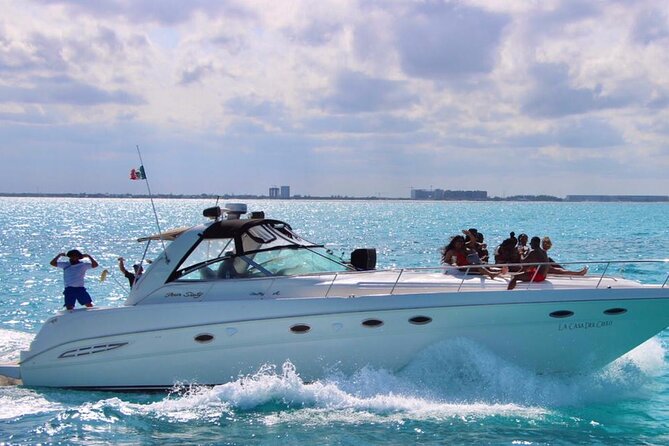 Private 50FT Yacht Rental in Cancún P8 - Weather, timing, and cancellation