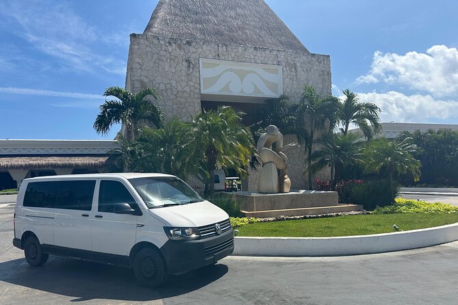 Private Airport Transfer to Cancun Hotel Zone - How the service performs for families