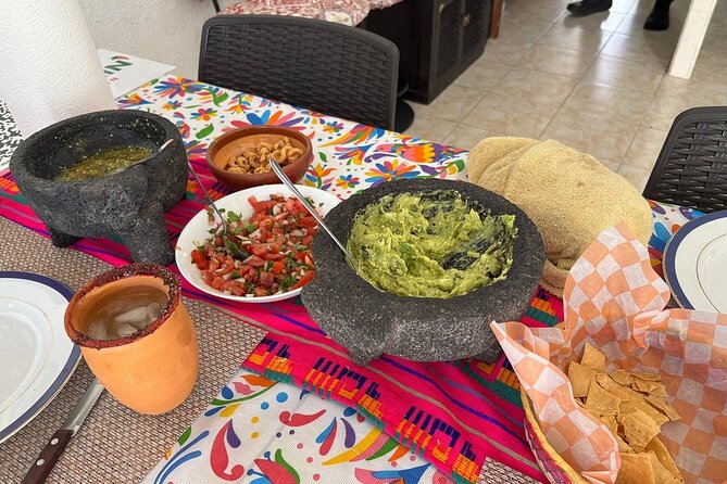 Private Authentic Mexican Cooking Class in Cancun with Alberto - Why the home setting matters