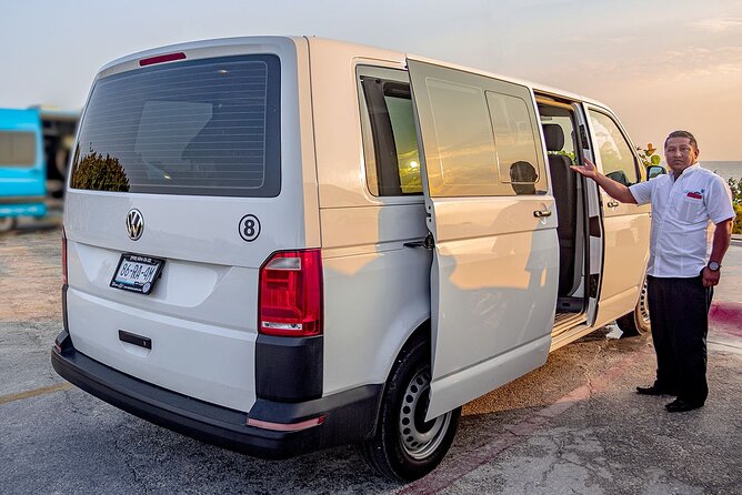 Private Cancun Airport Round Trip Transportation - From the terminal to your hotel