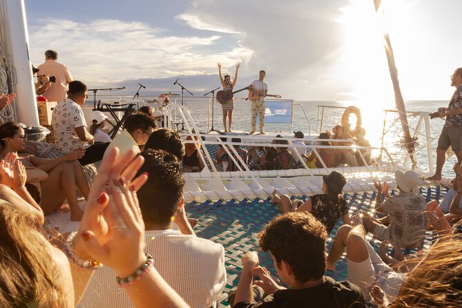 Private Catamaran from Cancun to Isla Mujeres | For up to 100 pp - Key points at a glance