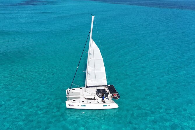 Private Catamaran Tour Super to Isla Mujeres - Cruising the Caribbean on the Super Cat