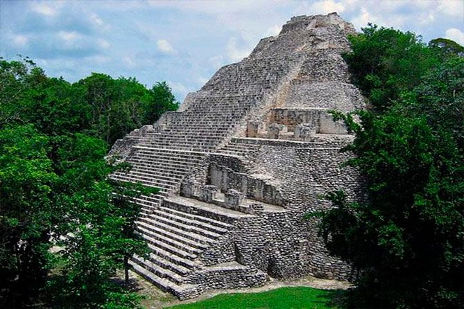 Private Chichen Itza and Coba Ruins and Swimming in Cenote from Cancun - Ik Kil turns the middle of the day into a cool break