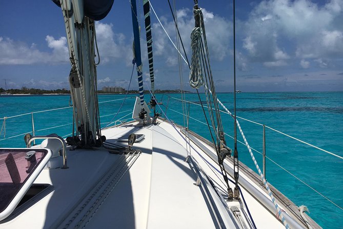 Private Customizable Sailing Tour in Cancun - The crew makes the day