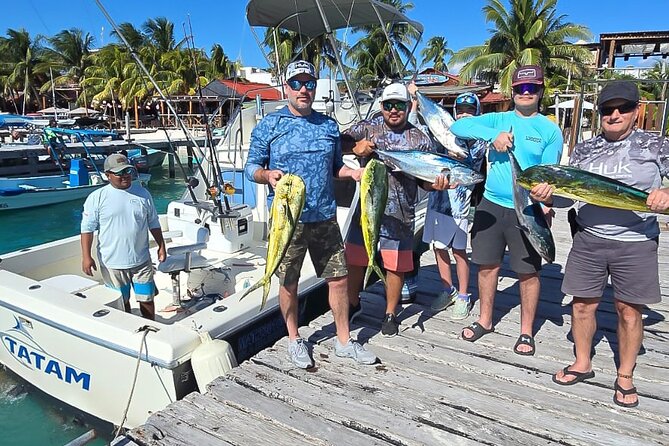 Private Deep Sea Fishing Tour in Isla Mujeres and Cancun - Food, drinks, and handling the catch