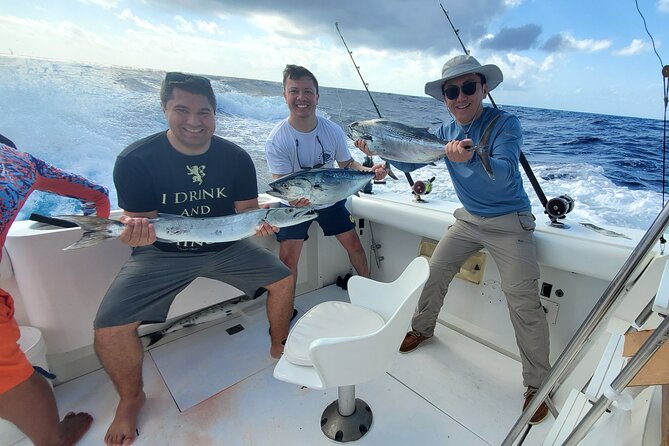 Private Deep Sea Fishing Tour in Isla Mujeres and Cancun - Seasickness and physical demands