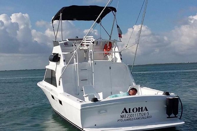 Private fishing charter Bertram 31ft 6 pax max if you don't fish you don't pay - Crew service, language, and the feel on board