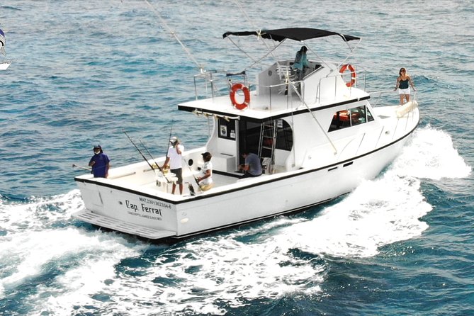 Private fishing charter Boat 48ft 12 pax Good Marlin and Sailfish - Boat Space, Seating, and Comfort