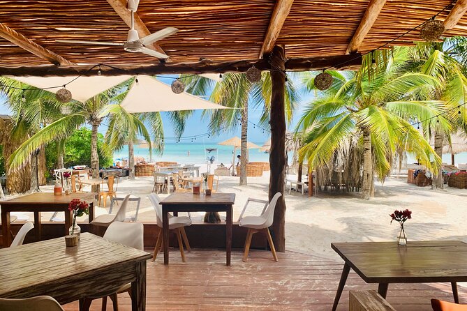 Private flight to Holbox from Cancun - The Holbox arrival is the smoother half