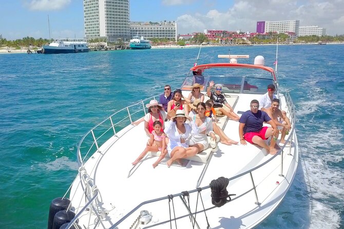 Private Luxury Yacht 55FT Rental in Cancun - Snorkeling, swimming, and the floating lily pad