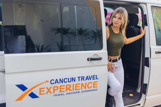 Private One Way or Roundtrip Transportation to Cancun Hotels - A direct 25 to 40 minute ride