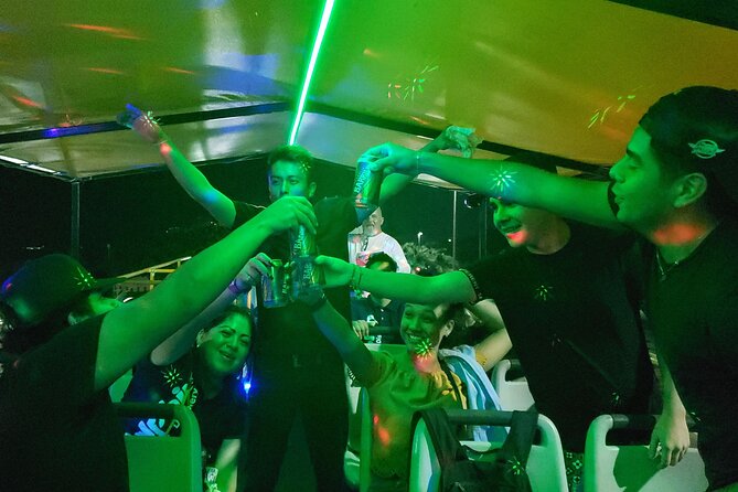 Private Party Bus Loop in Cancun - Who will get the most from this bus?