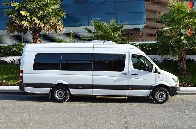 Private Round Trip From Cancun Airport to Puerto Aventuras - Who will find this transfer useful