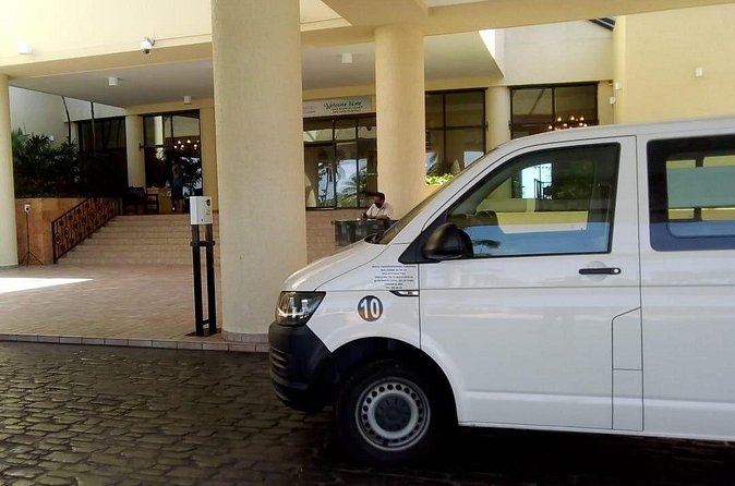 Private Roundtrip Transportation CUN Airport-Puerto Morelos - Practical Tips for a Less Stressful Arrival