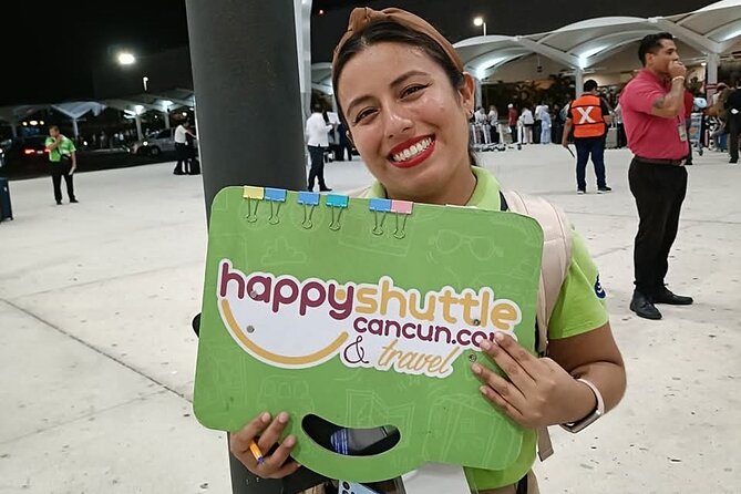 Private Roundtrip Transportation from Cancun Airport to Cancun Hotel Zone - A practical start after Cancun customs