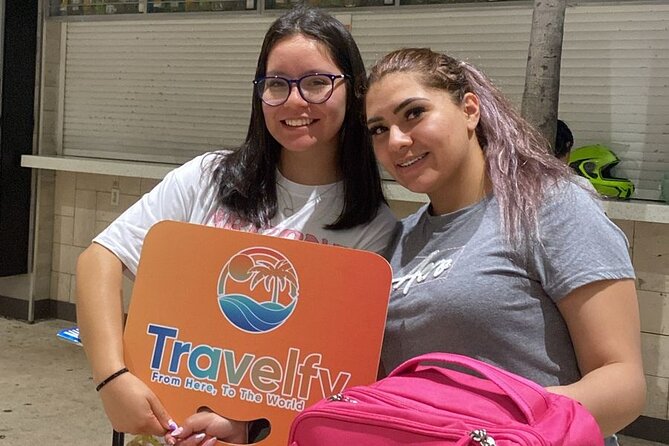 Private roundtrip transportation from Cancun airport to hotels - How the price works for different groups