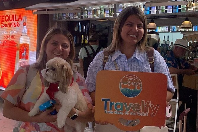 Private roundtrip transportation from Cancun airport to hotels - Communication is usually a strength, but keep your phone handy