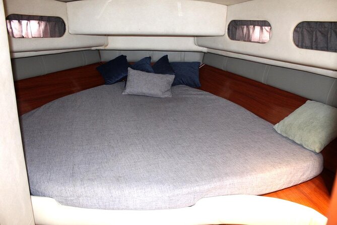 Private SeaRay 47ft Yacht Rental Cancun 23P6 - Who gets the best value from this charter