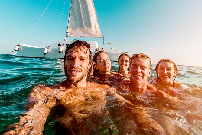 Private Tour of Cancun to Isla Mujeres by 45-foot Yacht. - Crossing Nichupté Lagoon