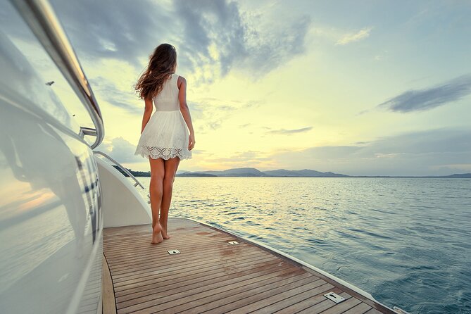Private Tour of Cancun to Isla Mujeres by 45-foot Yacht. - From hotel pickup to Kukulcan Plaza
