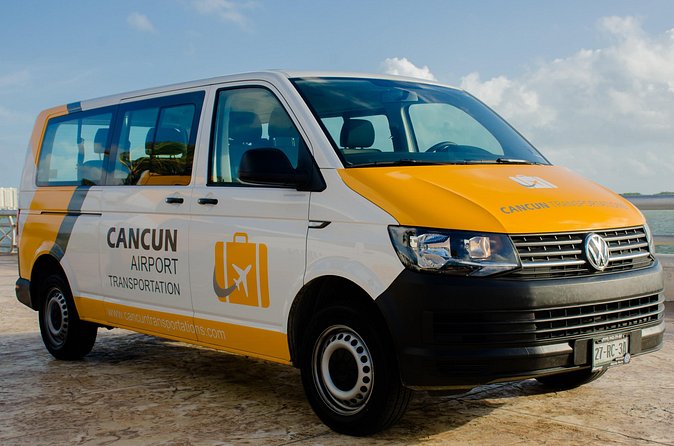 Private Transfer from Cancun Airport to Boulevard Kukulcan - The 15 to 30 minute ride to Boulevard Kukulcan