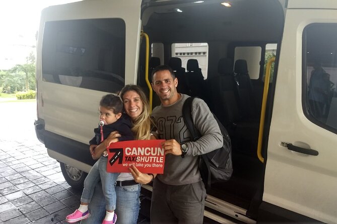 Private Transfer from Cancun Airport to Cancun Hotel Zone - What the 30-minute ride is really like