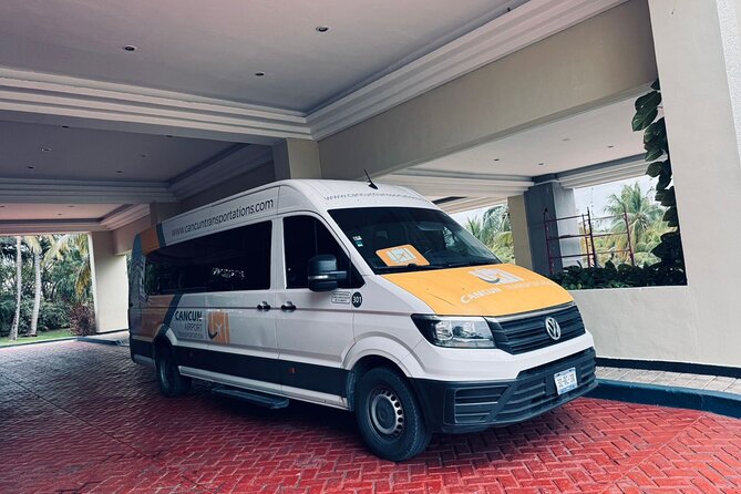 Private Transfer from Cancun Airport to Puerto Morelos - Drivers who add a human touch