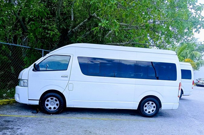 Private Transportation from Cancun Airport / Hotel - Punctuality and driver care