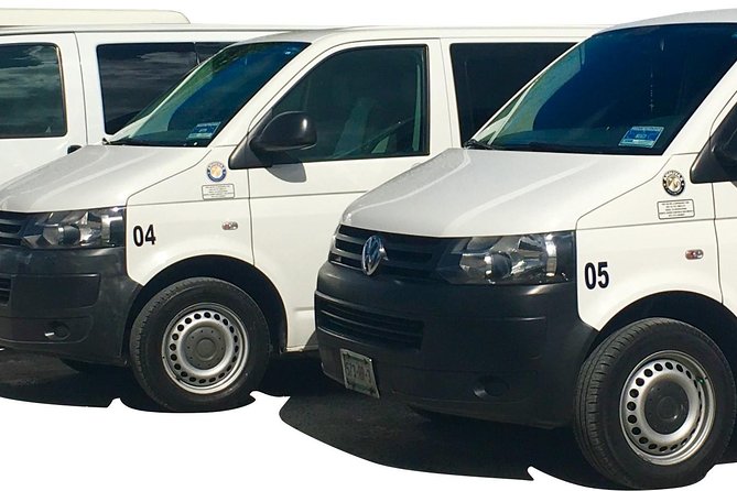Private transportation from Cancun airport to Hotel Zone - Finding your driver at Terminals 2, 3, and 4