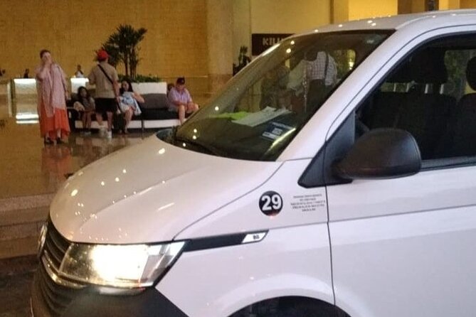 Private Transportation from the Airport to the Cancun hotel zone - Booking details that affect the value