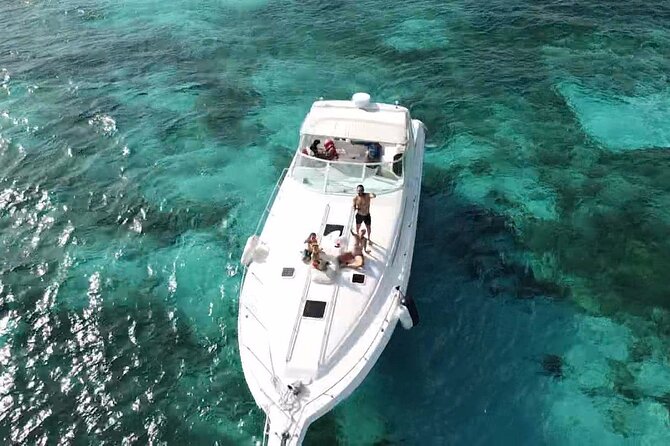 Private Yacht 46ft Sea Ray Snorkel up to 15 pax 23P2 - Crew service and the tone of the day