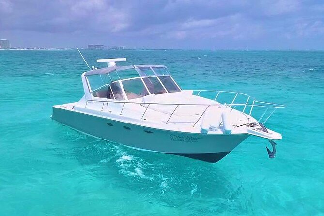 Private Yacht Cancun 42ft up to 8 people - A 42-foot yacht with your own group