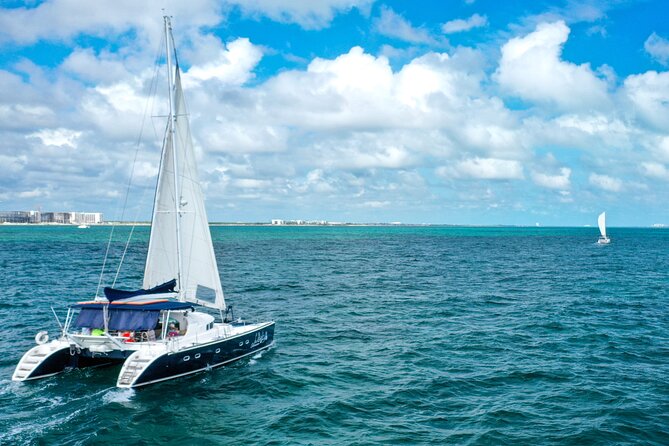 Puerto Morelos Catamaran Reef Sail and Snorkel - Who should book this catamaran trip?