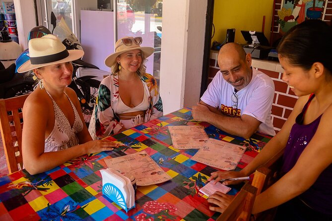 Puerto Morelos Walking Food Tour - Stop five: tlacoyos and pulque at Almendro 509