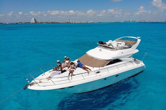 Rent a Private 46ft Yacht in Cancun - A private yacht from Sunset Marina