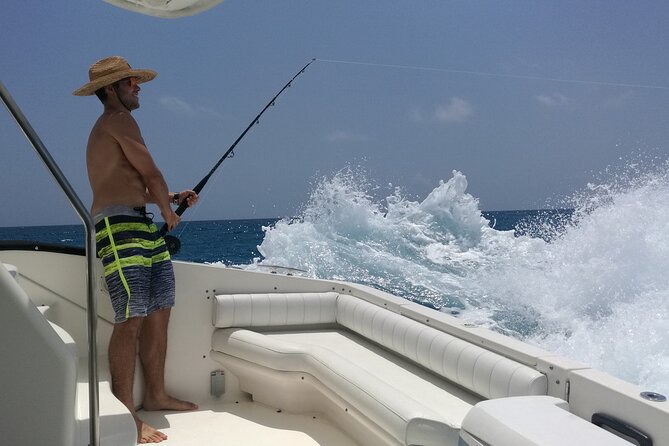 Rent a Private Yacht or Boat for 4 hrs from Playa Mujeres -SR55H4 - Snorkeling with gear already aboard