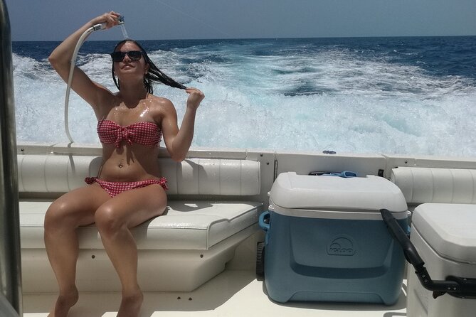 Rent a Private Yacht or Boat for 4 hrs from Playa Mujeres -SR55H4 - What the crew adds to the experience