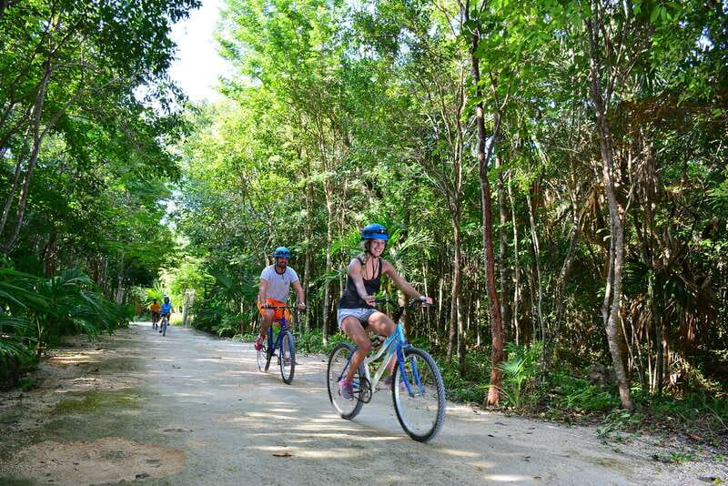 Rio Secreto Nature Reserve: Bicycle, Rappel & Ziplines Tour - Safety gear and the first briefing