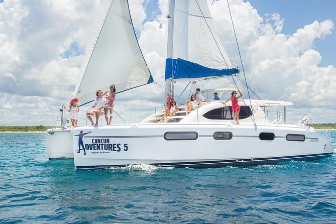 Riviera Maya Luxury Snorkeling Cruise with Lunch and Drinks - Lunch and the open bar