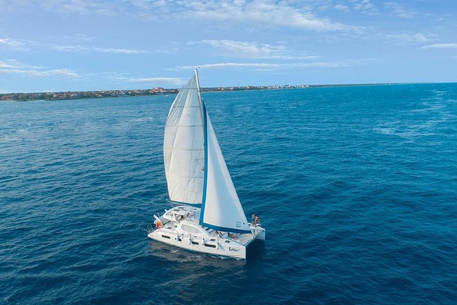 Riviera Maya Luxury Snorkeling Cruise with Lunch and Drinks - What happens at Inah Reef
