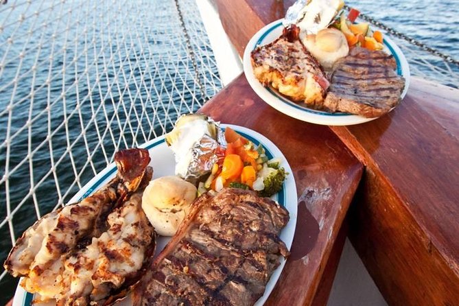 Romantic Dinner on a Spanish Galeon in Cancun - What the open bar adds to the evening