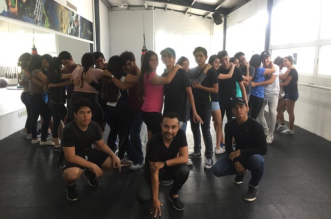 salsa dancing lessons and bachata classes - Pickup, communication, and meeting details