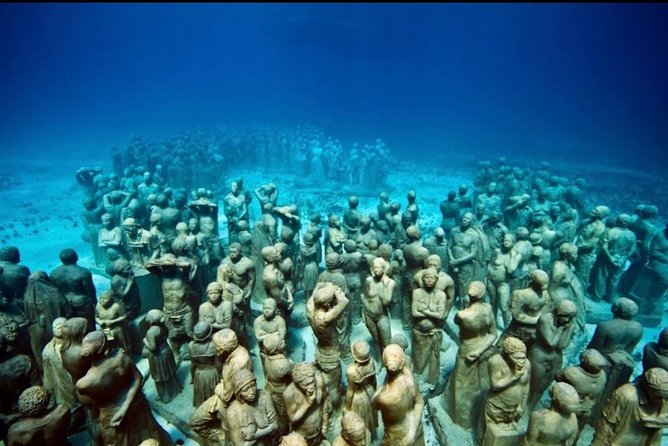 Scuba Diving Adventure WITHOUT CERTIFICATION! Try it today! - Manchones Reef and the National Marine Park