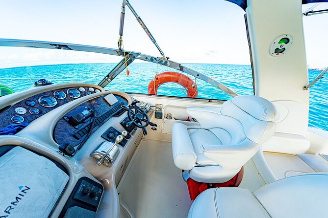 SeaRay 43ft Isla Mujeres, Snorkelling and more!! - Punta Sur as an alternative five-hour plan