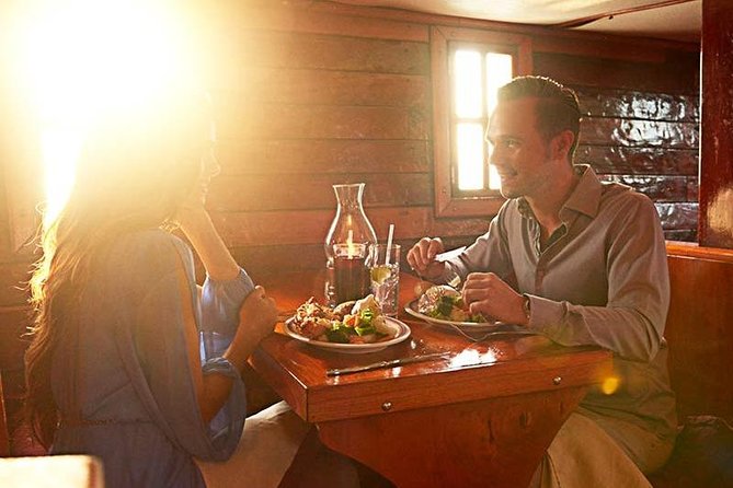 Spanish Galleon - Romantic Lobster Dinner Cruise & Live Saxophone - Saxophone, Dancing, and the Evening Mood