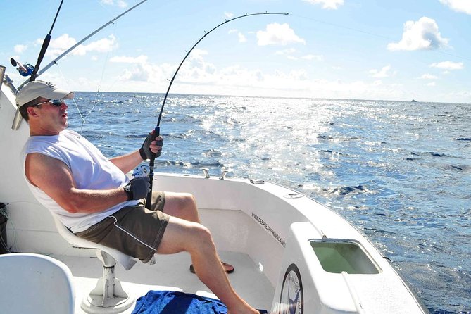 Sport Fishing at the Caribbean Sea. Enjoy an amazing time with friends & family - Is this a good family fishing trip?