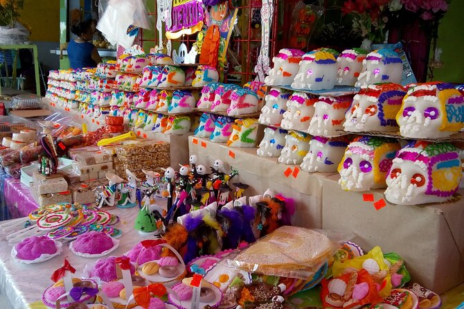 Steps Full of Flavor, Cancun Foodie & Market Tour - Walking downtown Cancun from Plaza de La Reforma