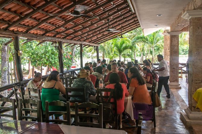The best tour in Chichén Itzá, Valladolid and Cenote - Valladolid: a short look at a real Mexican town
